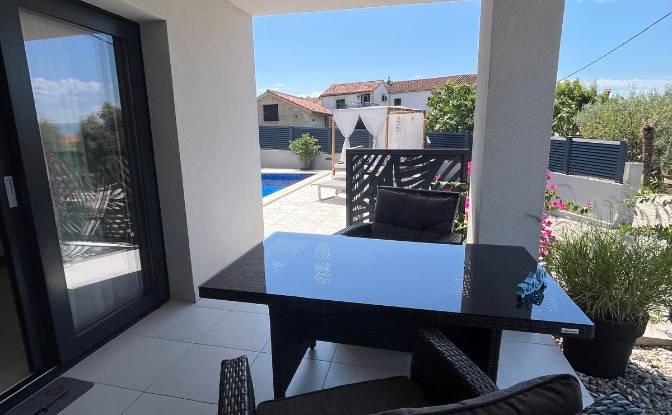 Villa à vendre Ul Miroslava Krleze 31, 51511. Photo#2