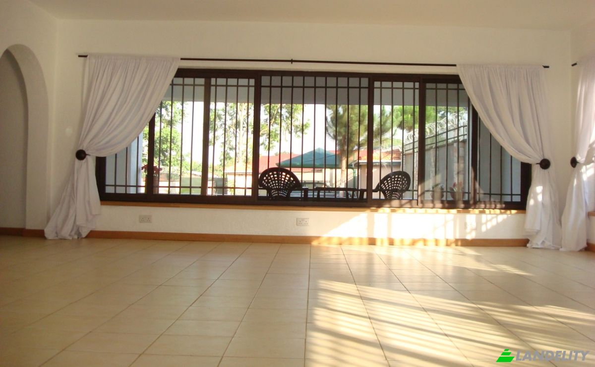 Villa à vendre Njeru Walk, Entebbe, Wakiso, Central Region, Uganda. Photo 10