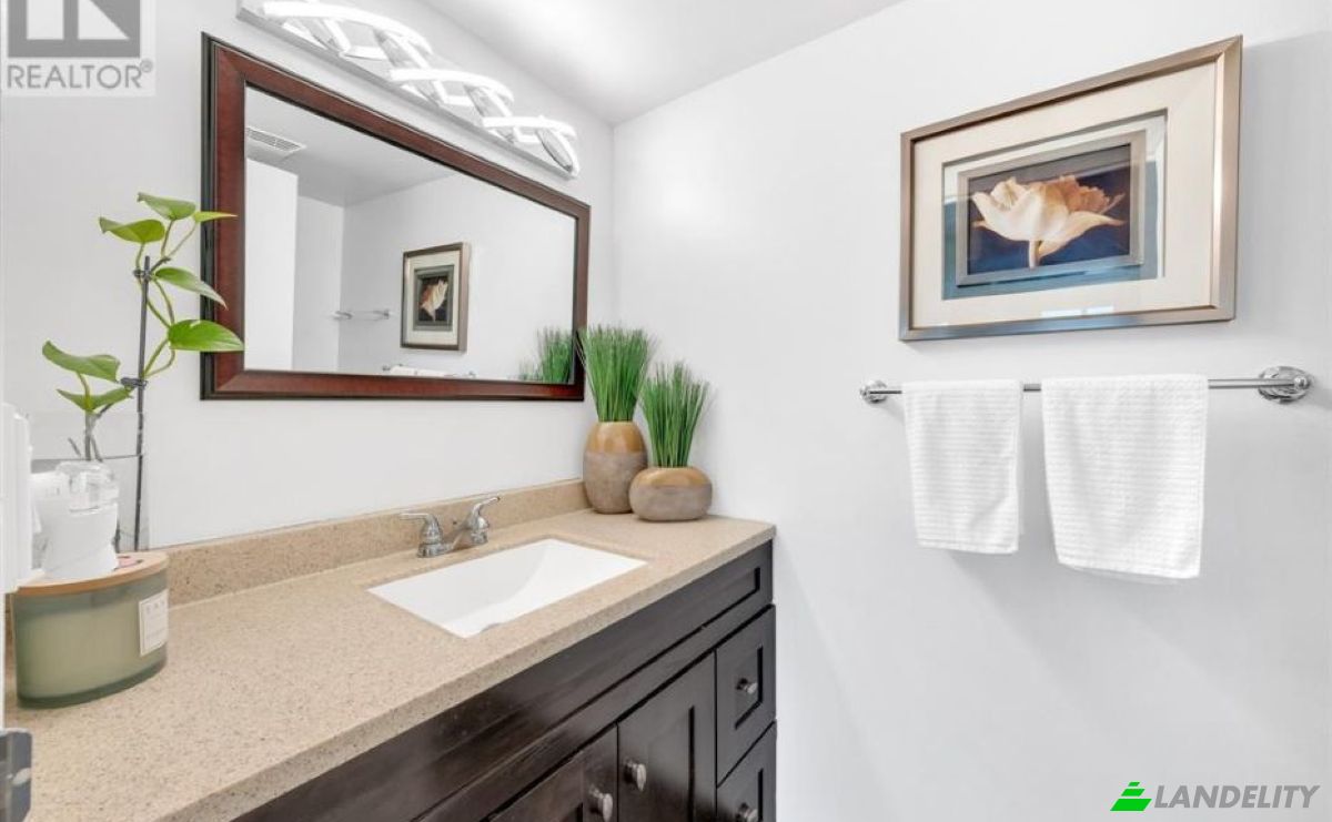 Apartment for Sale 150 Park St W, Windsor, Essex County, Ontario, Canada, ON N9A 7A2. Photo 14