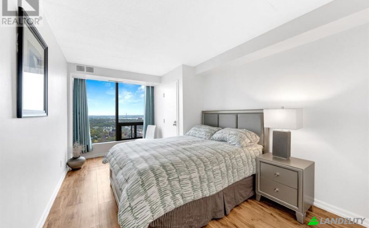 Apartment for Sale 150 Park St W, Windsor, Essex County, Ontario, Canada, ON N9A 7A2. Photo 15