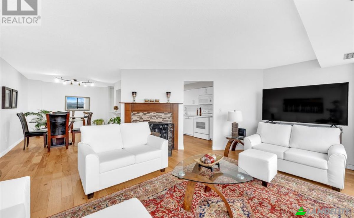 Apartment for Sale 150 Park St W, Windsor, Essex County, Ontario, Canada, ON N9A 7A2. Photo 3