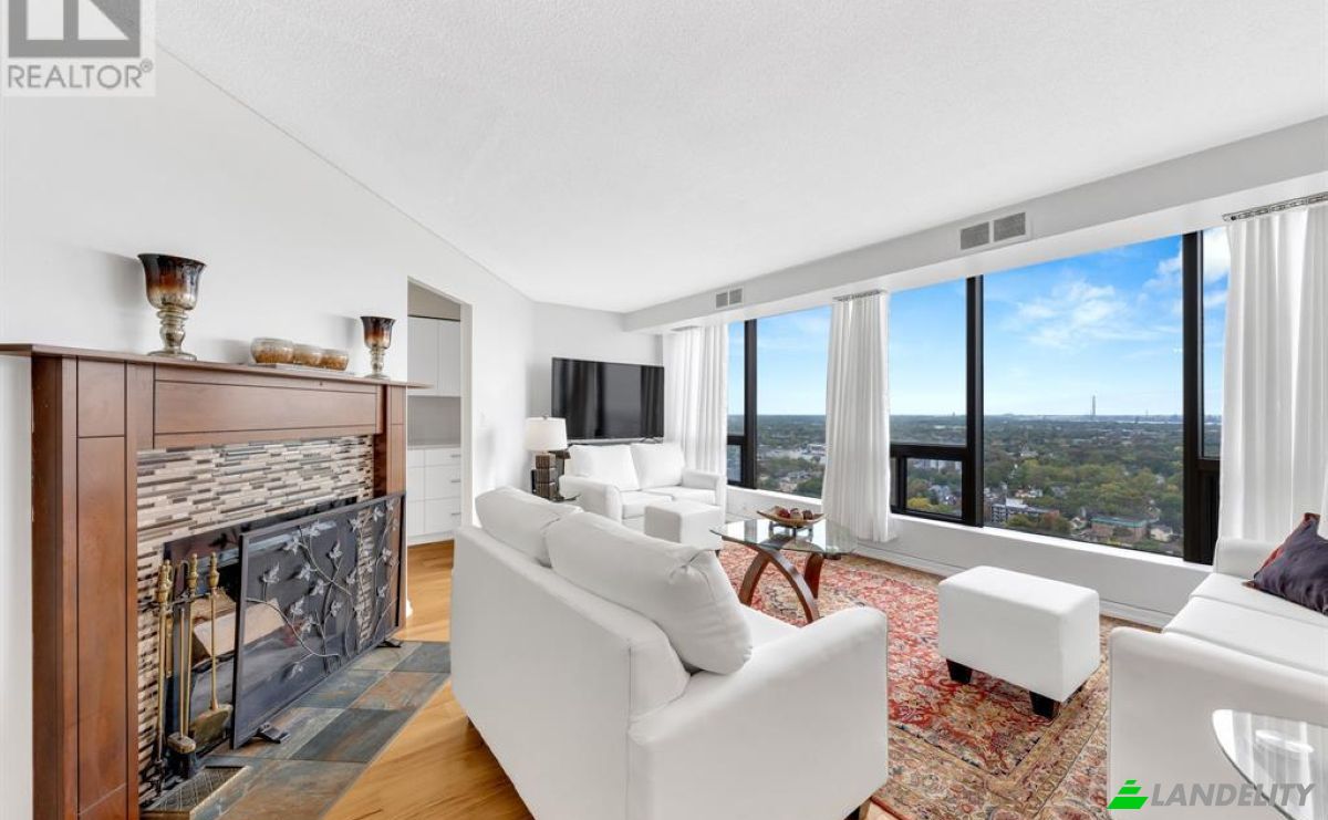 Apartment for Sale 150 Park St W, Windsor, Essex County, Ontario, Canada, ON N9A 7A2. Photo 4