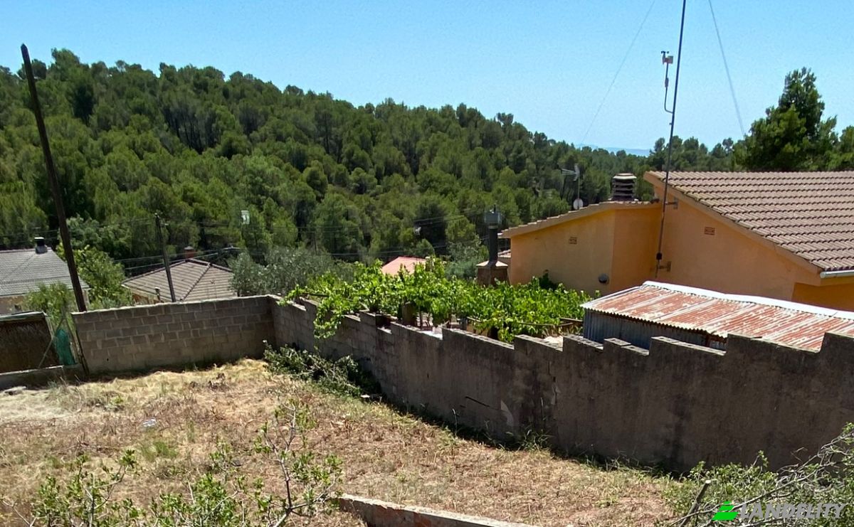 Land Lot for Sale Carrer Bruc, Montserrat Parc, Barcelona, Catalonia, Spain. Photo 2