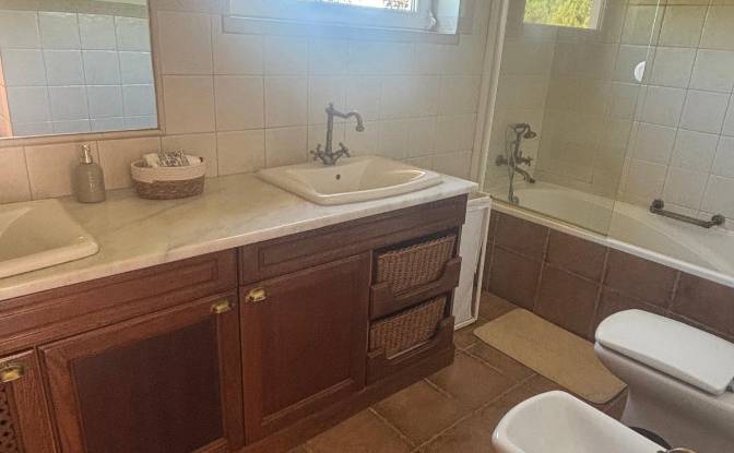 Villa for Sale R Fonte 47, 2300. Photo#11