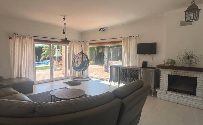Villa for Sale R Fonte 47, 2300. Photo#19