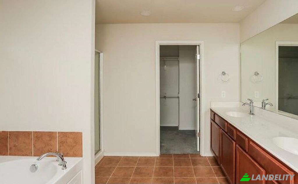 Single Family Home for Rent Sheldon Trail, Fort Worth, Tarrant County, Texas, United States, TX 76244, USA. Photo 4