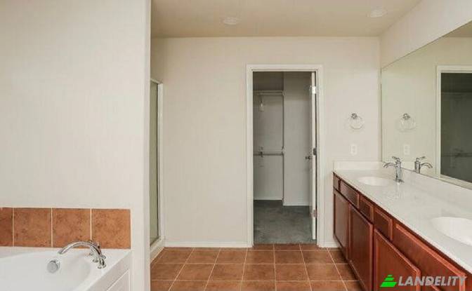 Single Family Home for Rent Sheldon Trail. Photo#4 Single Family Home for Rent Sheldon Trail. Photo#4