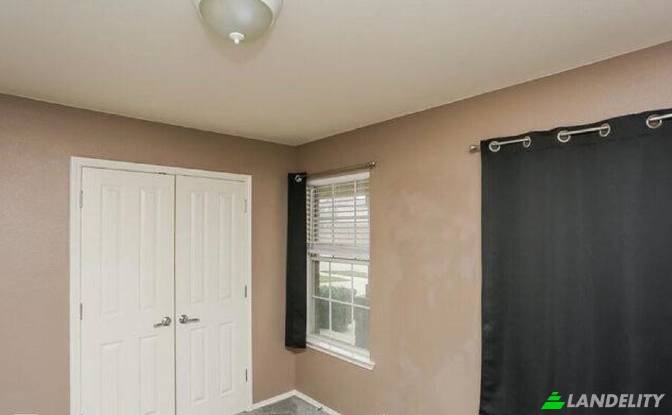 Single Family Home for Rent Sheldon Trail. Photo#13 Single Family Home for Rent Sheldon Trail. Photo#13