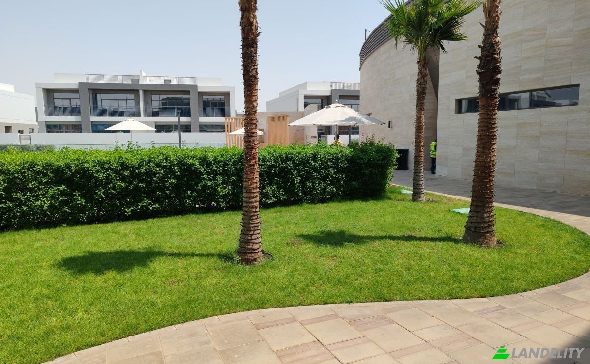 Townhouse for Sale Dubai South Residential District, Dubai South, Dubai, Madinat Al Mataar, United Arab Emirates. Photo 1