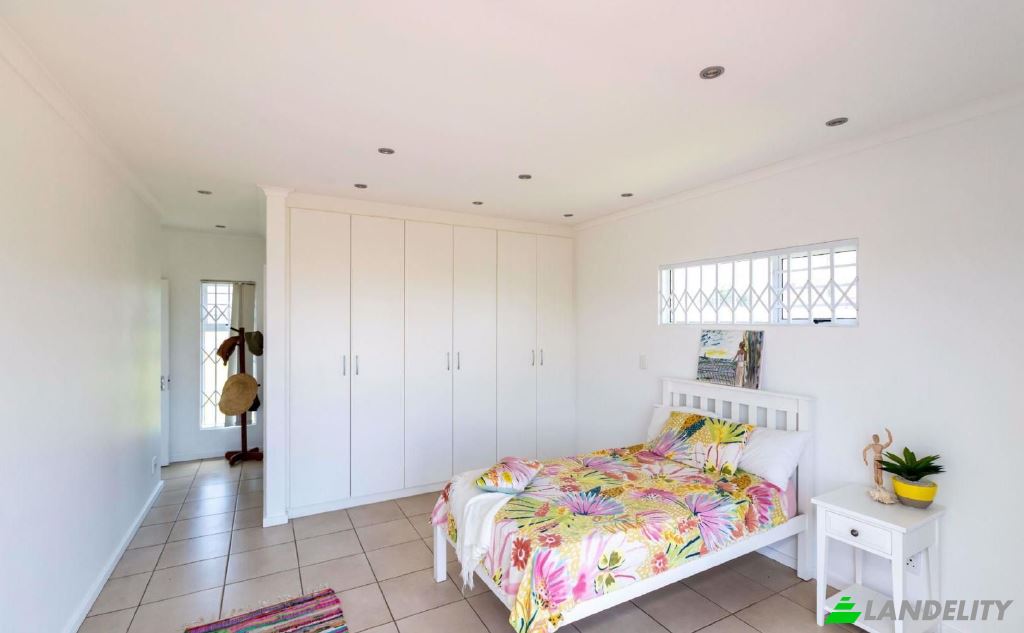 Single Family Home for Sale Zaminyama Dr, East London, Buffalo City Metropolitan Municipality, Eastern Cape, South Africa. Photo 13