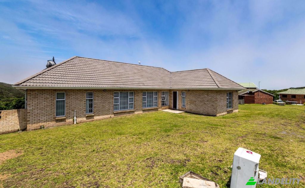 Single Family Home for Sale Zaminyama Dr, East London, Buffalo City Metropolitan Municipality, Eastern Cape, South Africa. Photo 5