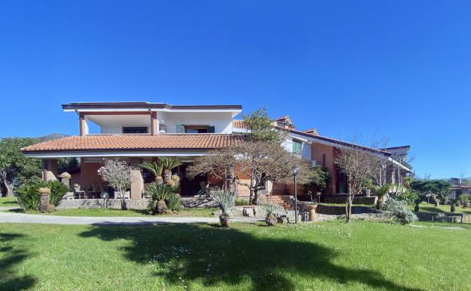Villa for Sale salita Calli, 84022 Campagna SA. Photo#2
