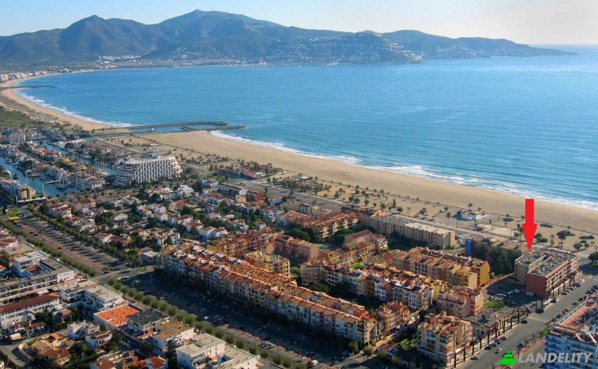 Wohnung zu verkaufen Passeig Maritim, Empuriabrava, Girona, Catalonia, Spain. Foto 1