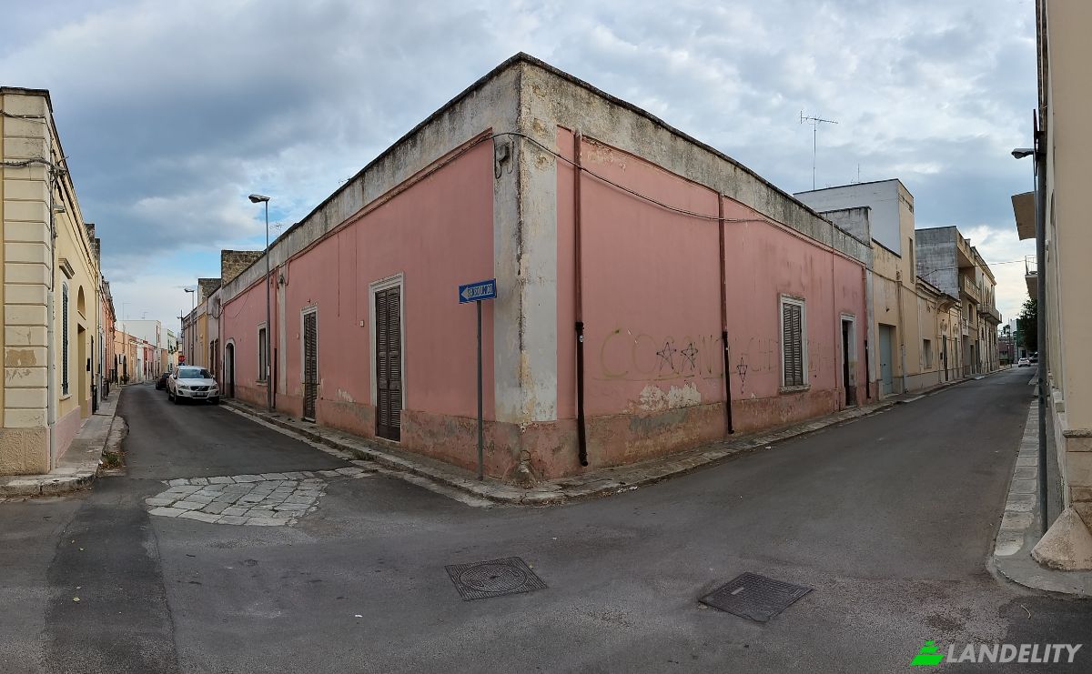 Single Family Home for Sale Via S Vito, 73018 Squinzano LE, Squinzano, Province of Lecce, Apulia, Italy. Photo 1