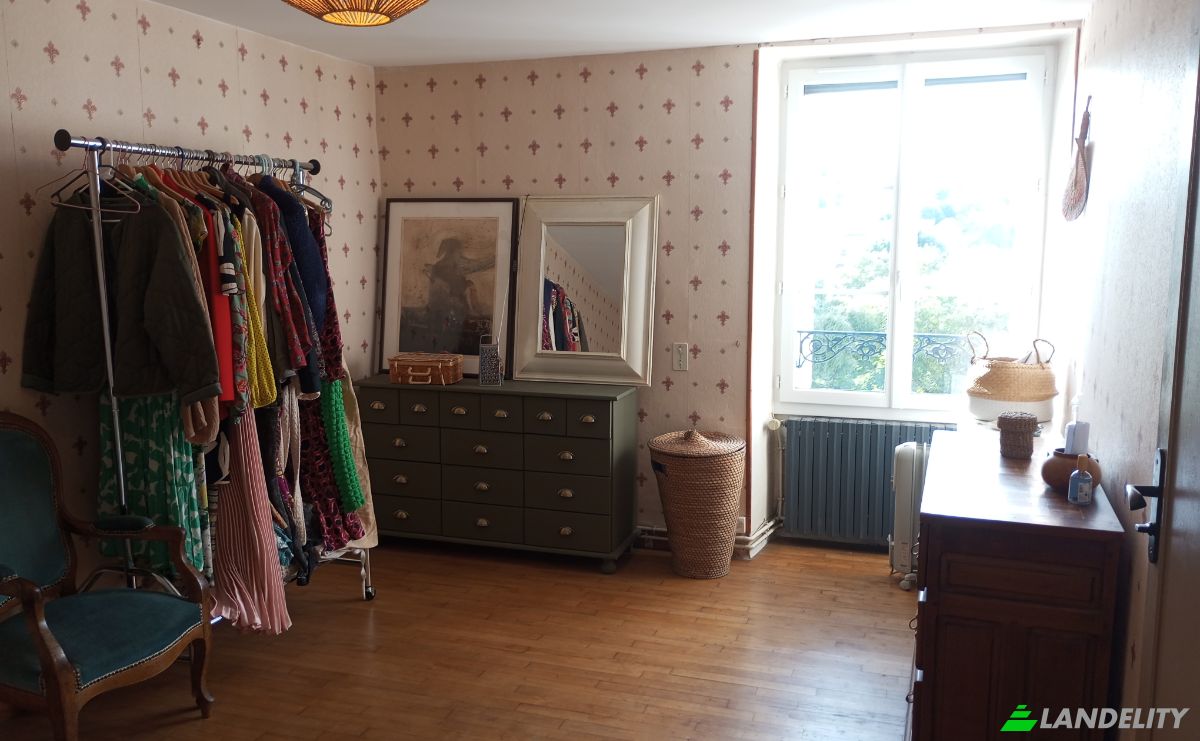 Townhouse for Sale 5 Av des Tilleuls, 86150 LIsle-Jourdain, LIsle-Jourdain, Vienne, Nouvelle-Aquitaine, France. Photo 7