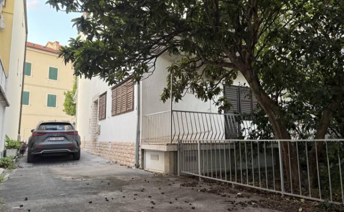 Casa de una sola familia en venta Ul Blato 28. Foto#25