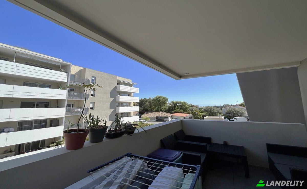 Apartment for Sale 978 Rte de Saint-Jean, 06600 Antibes, Antibes, Alpes-Maritimes, Provence-Alpes-Cote dAzur, France. Photo 10