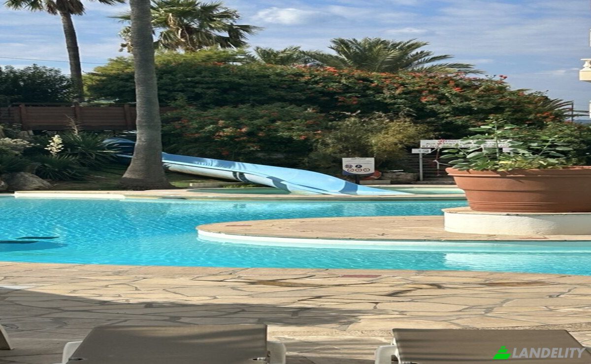 Apartment for Sale 10 Rue de la Verrerie, 06150 Cannes, Cannes, Alpes-Maritimes, Provence-Alpes-Cote dAzur, France. Photo 12