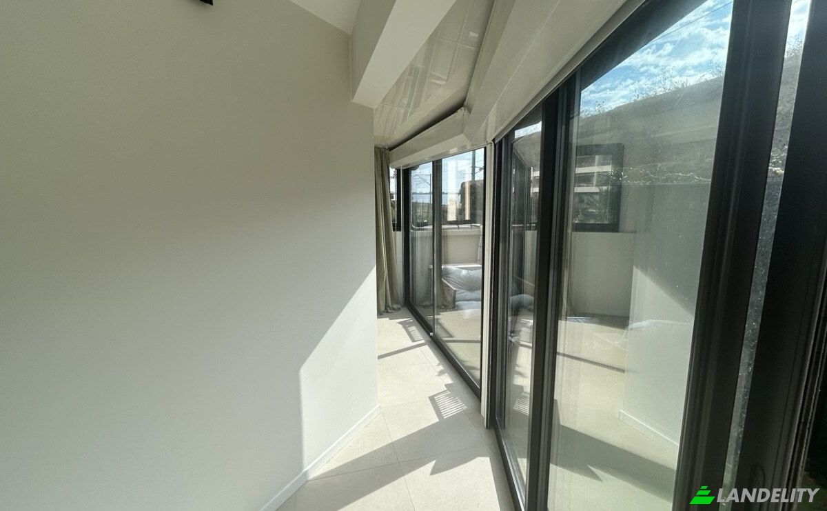 Apartment for Sale 10 Rue de la Verrerie, 06150 Cannes, Cannes, Alpes-Maritimes, Provence-Alpes-Cote dAzur, France. Photo 6