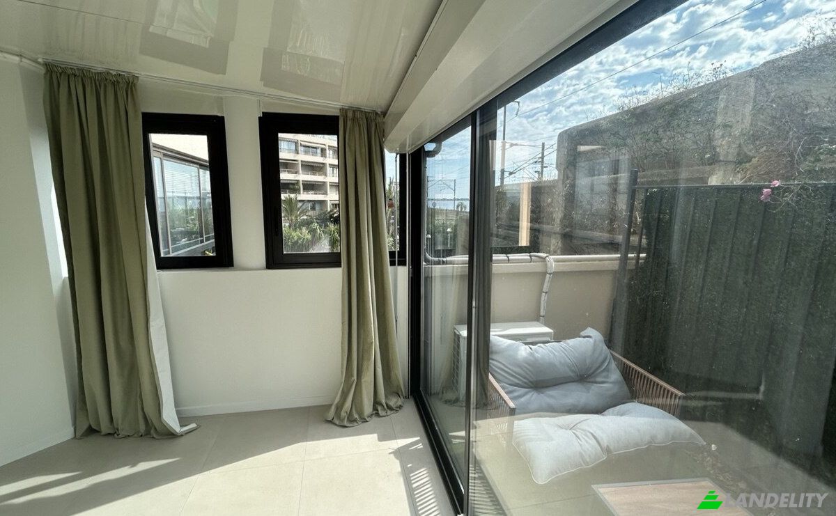 Apartment for Sale 10 Rue de la Verrerie, 06150 Cannes, Cannes, Alpes-Maritimes, Provence-Alpes-Cote dAzur, France. Photo 7