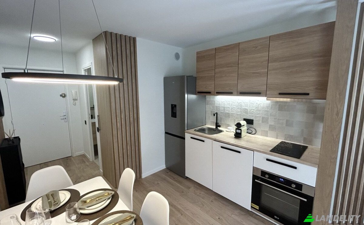 Apartment for Sale 10 Rue de la Verrerie, 06150 Cannes, Cannes, Alpes-Maritimes, Provence-Alpes-Cote dAzur, France. Photo 2