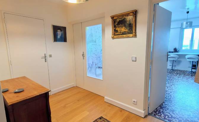 Apartment for Sale 9 Av Taillade, 75020 Paris. Photo#4
