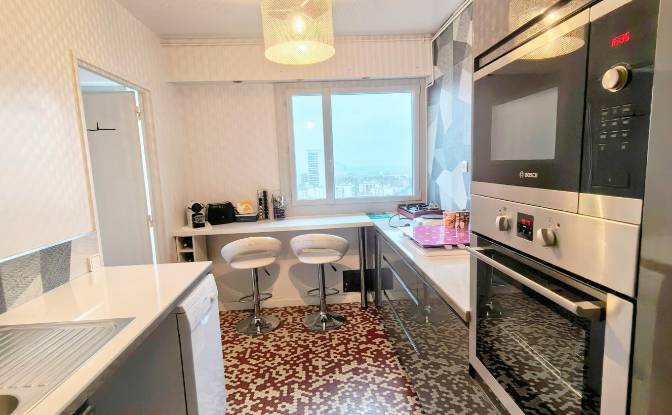 Apartment for Sale 9 Av Taillade, 75020 Paris. Photo#8