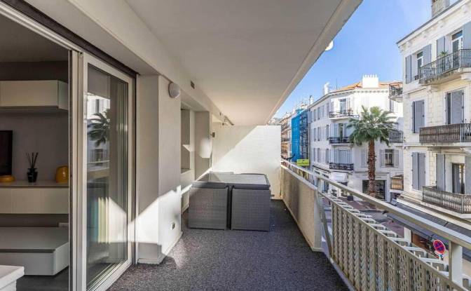 Apartment for Sale 18 Rue Lecerf, 06400 Cannes. Photo#5 Apartment for Sale 18 Rue Lecerf, 06400 Cannes. Photo#5