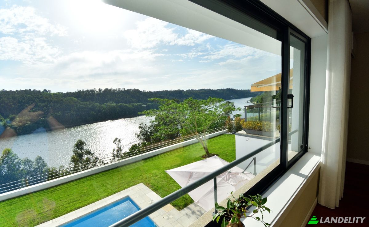 Townhouse for Sale Urbanizacao do Cidrao 98, 4510 Jovim, Jovim, Gondomar, Porto District, Portugal. Photo 13