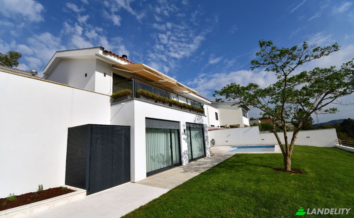 Townhouse for Sale Urbanizacao do Cidrao 98, 4510 Jovim, Jovim, Gondomar, Porto District, Portugal. Photo 7