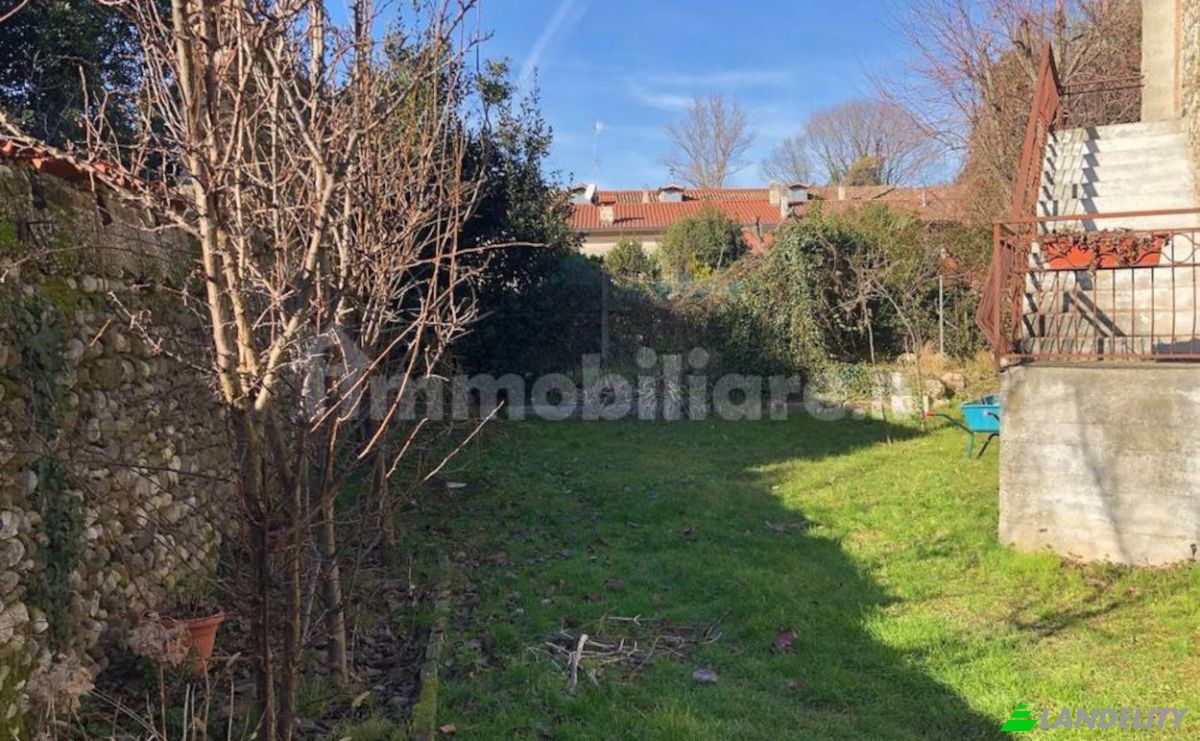 Townhouse for Sale Via dei Castelli, 33050 Pozzuolo del Friuli UD, Pozzuolo del Friuli, Province of Udine, Friuli-Venezia Giulia, Italy. Photo 16