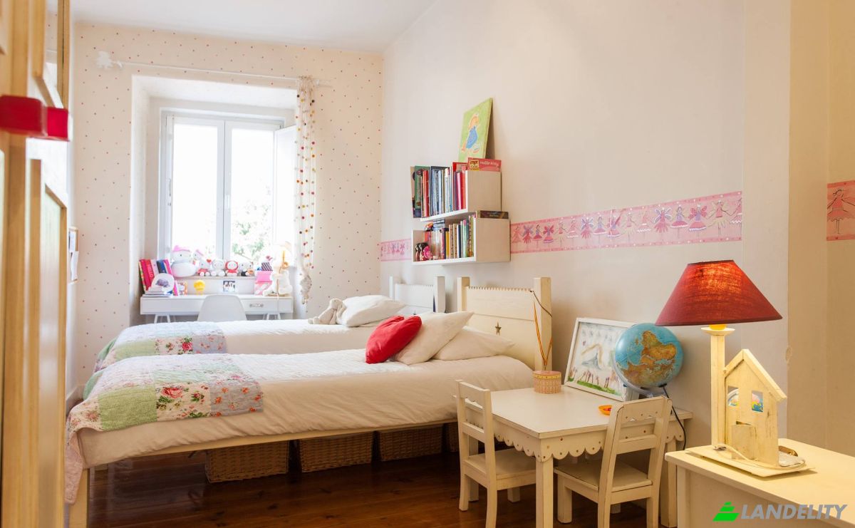 Apartment for Sale Av 24 de Julho 90, 1200-211 Lisboa, Lisbon, Portugal. Photo 11