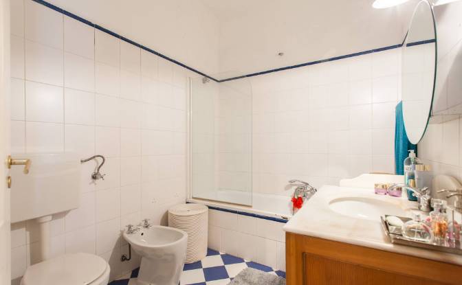 Apartment for Sale Av 24 de Julho 90. Photo#14