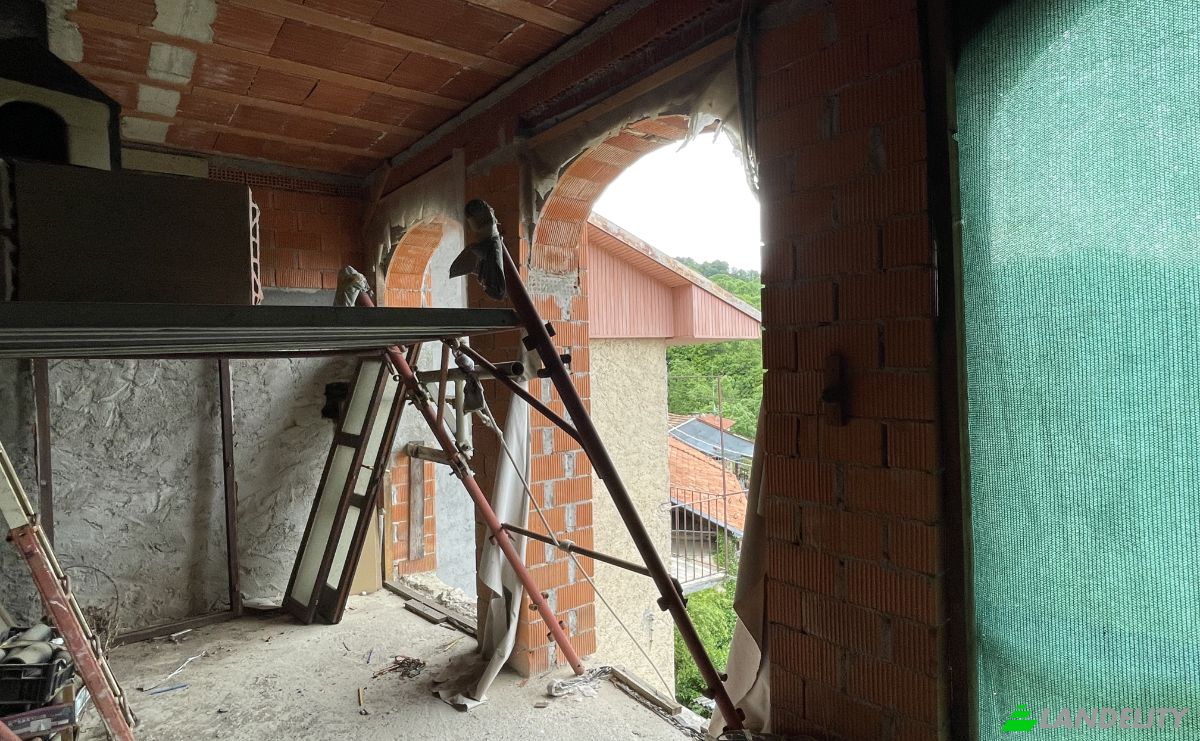 Investing/Development for Sale Localita Arlezze, 13018 Arlezze VC, Arlezze, Province of Vercelli, Piedmont, Italy. Photo 2