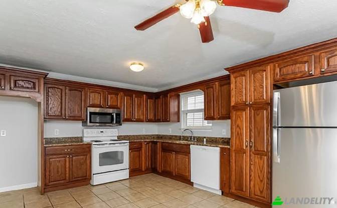 Single Family Home for Rent Dumesnil St. Photo#7