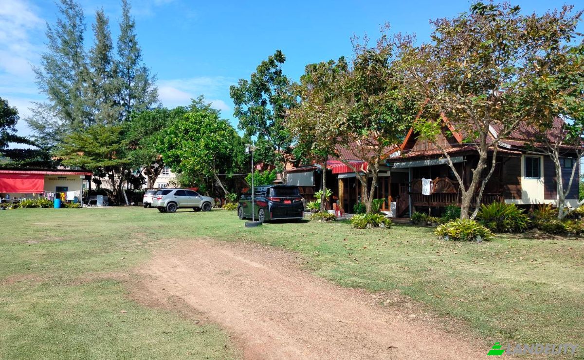 Investing/Development for Sale 4002, Tambon Takat Ngao, Amphoe Tha Mai, Chang Wat Chanthaburi 22120, Takat Ngao, Tha Mai District, Chanthaburi, Thailand. Photo 6