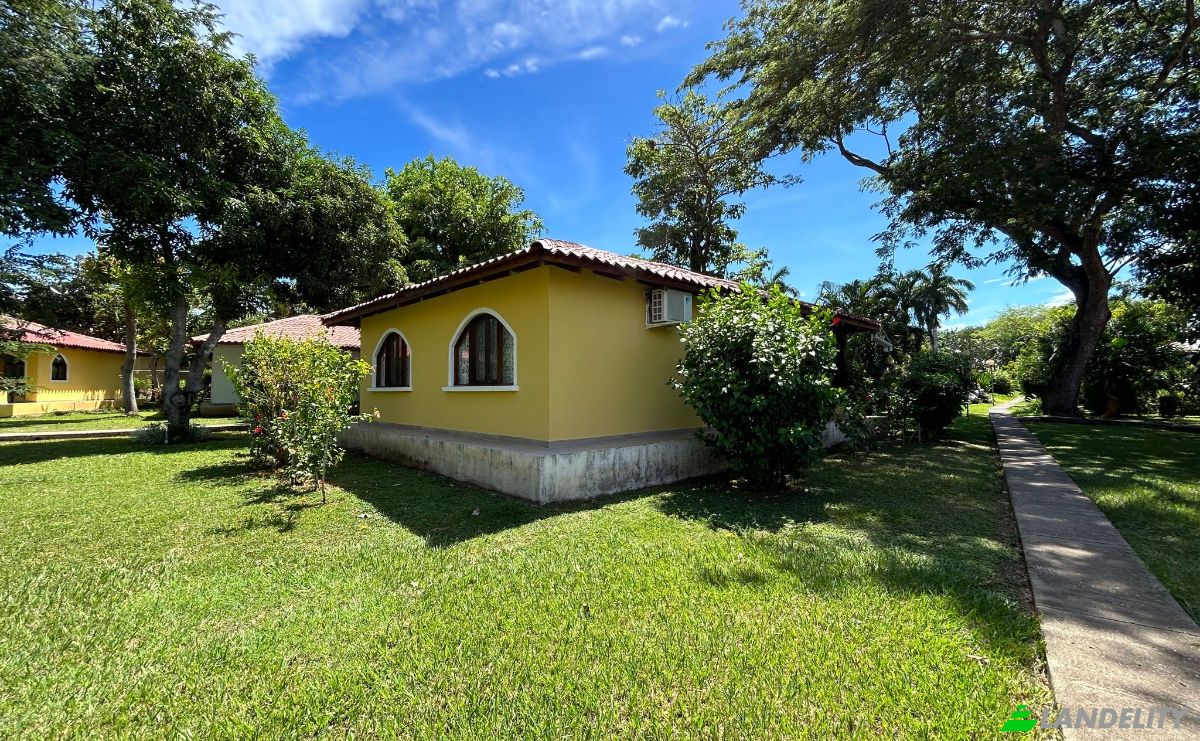 Villa for Sale Villaggio Flor Pacifico, Provincia de Guanacaste, Potrero, Santa Cruz, Guanacaste Province, Costa Rica. Photo 2