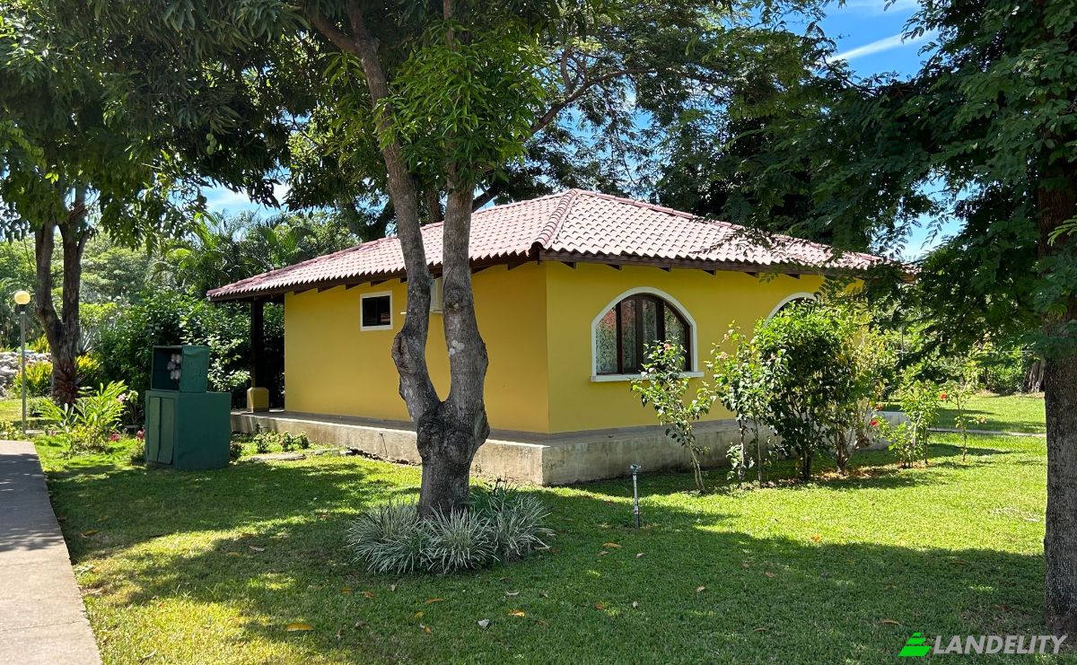 Villa for Sale Villaggio Flor Pacifico, Provincia de Guanacaste, Potrero, Santa Cruz, Guanacaste Province, Costa Rica. Photo 3