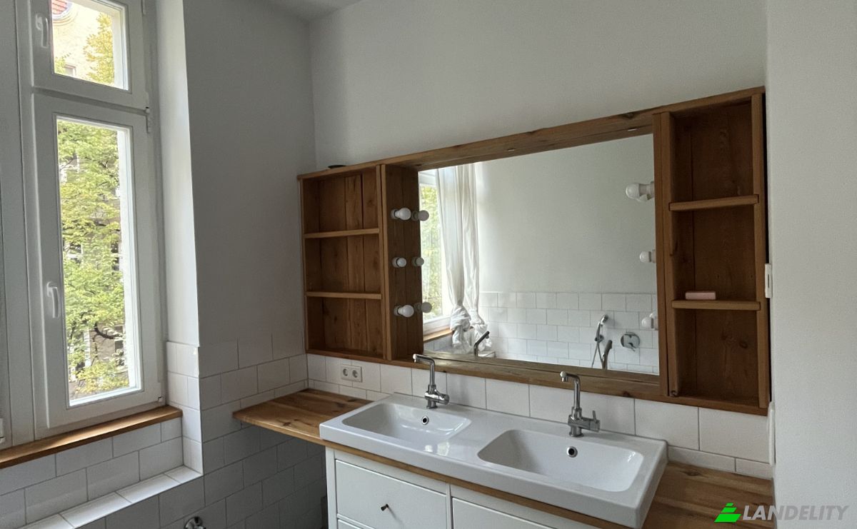 Apartment for Sale Kienitzer Str 111, 12049 Berlin, Berlin, Bezirk Neukolln, Germany. Photo 8