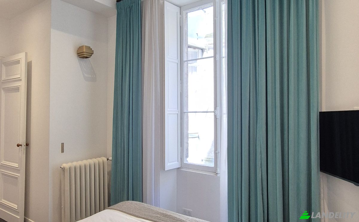 Apartment for Sale 44 Rue Vital Carles, 33000 Bordeaux, Bordeaux, Gironde, Nouvelle-Aquitaine, France. Photo 9