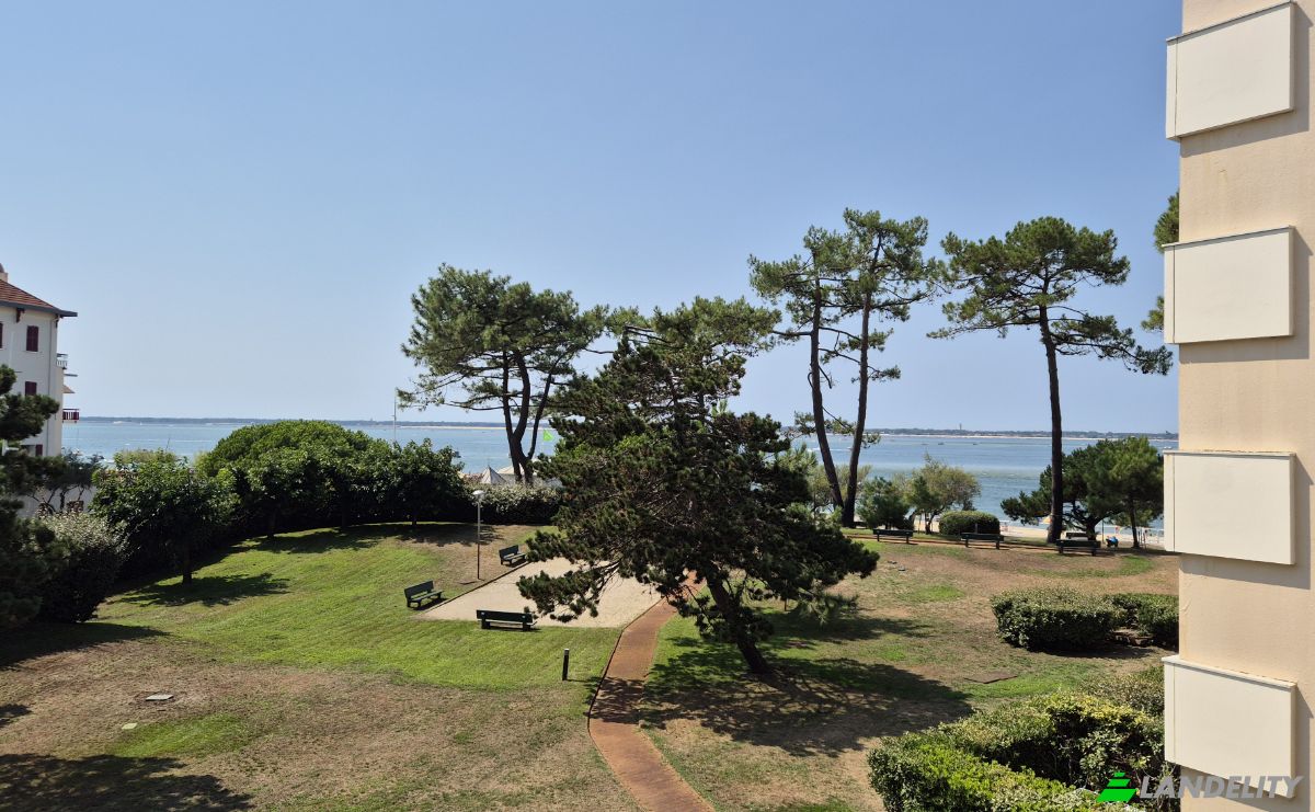 Apartment for Sale 3 rue Av Notre Dame des Passes, 33120 Arcachon, Arcachon, Gironde, Nouvelle-Aquitaine, France. Photo 2