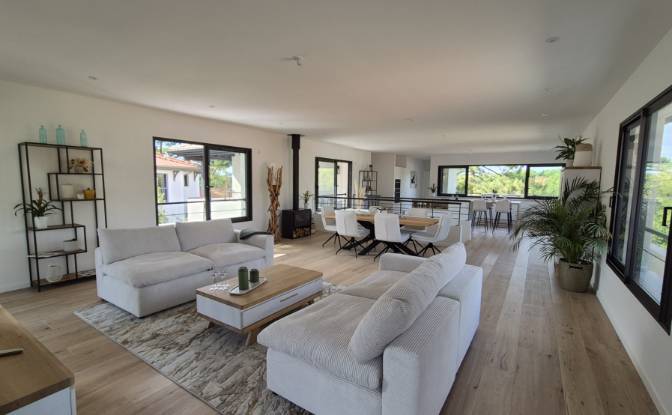 Villa for Sale 10 All Virginie Heriot. Photo#12 Villa for Sale 10 All Virginie Heriot. Photo#12