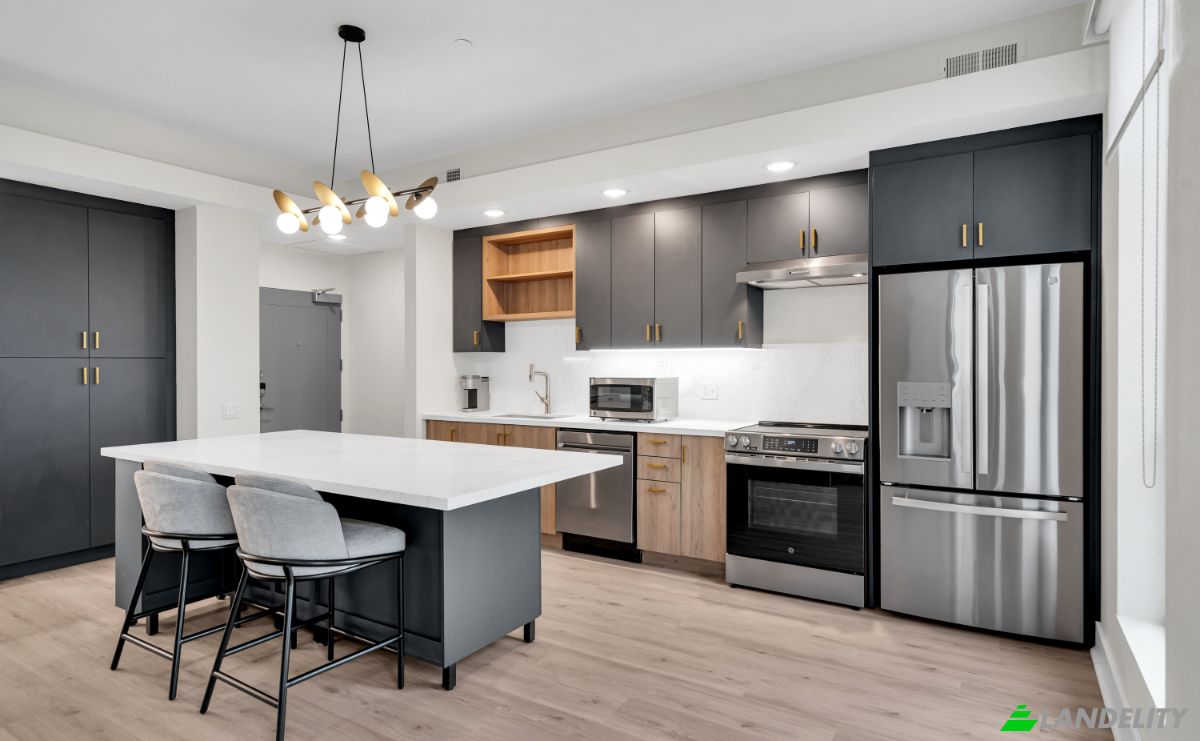 Apartment for Rent 8859 Veterans Memorial Blvd, Metairie, Jefferson Parish, Louisiana, United States, LA 70003, USA. Photo 6