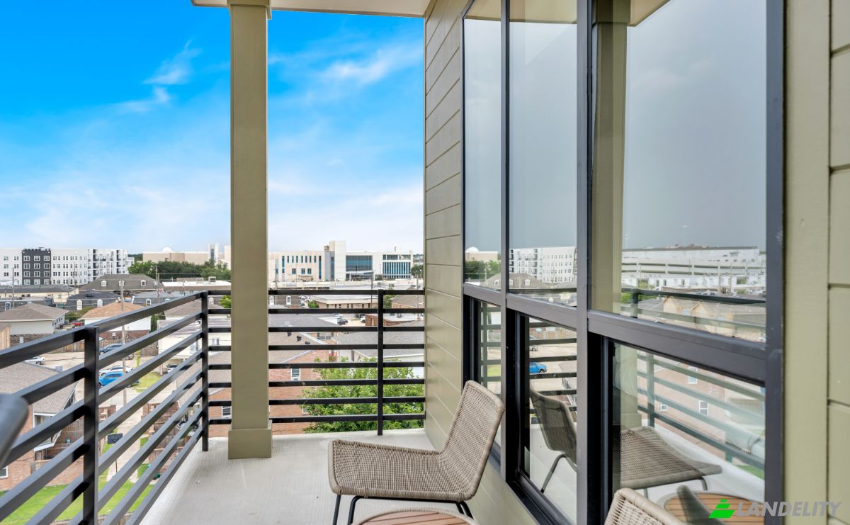 Apartment for Rent 8859 Veterans Memorial Blvd, Metairie, Jefferson Parish, Louisiana, United States, LA 70003, USA. Photo 8