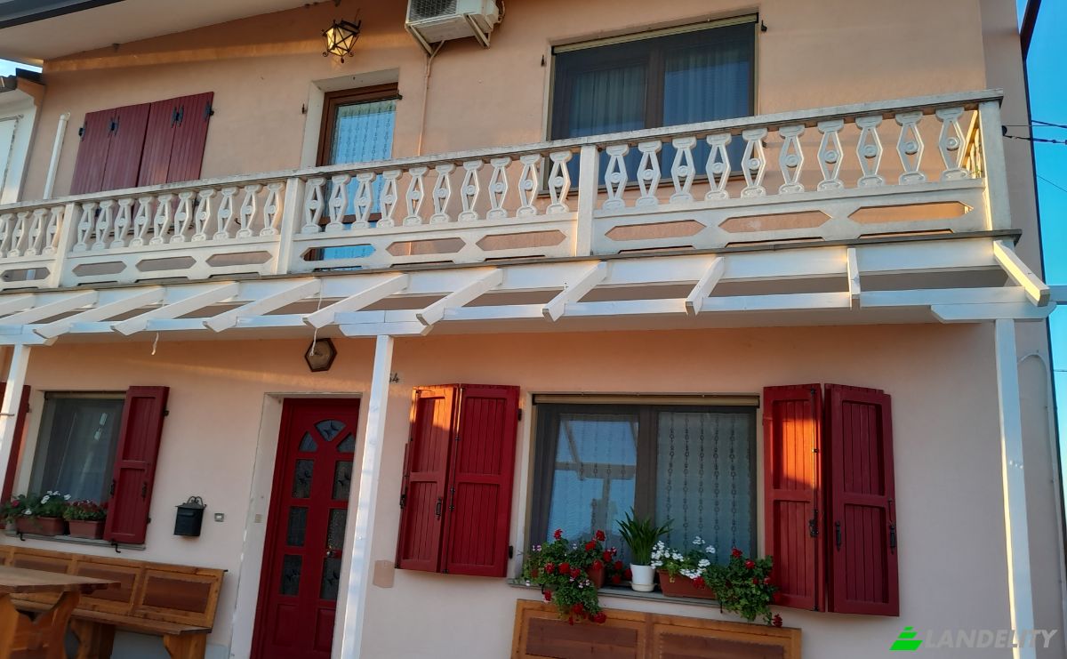 Townhouse for Sale Via Carlo Capozza, 44034 Ambrogio FE, Ambrogio, Province of Ferrara, Emilia-Romagna, Italy. Photo 7