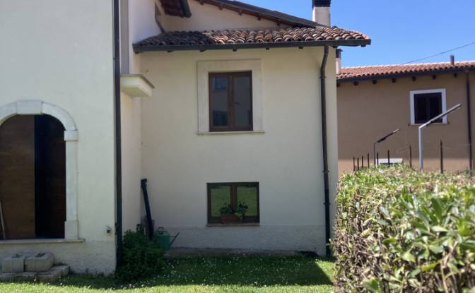 Villa for Sale Piazza Umberto I, 67010 Barete AQ. Photo#12 Villa for Sale Piazza Umberto I, 67010 Barete AQ. Photo#12