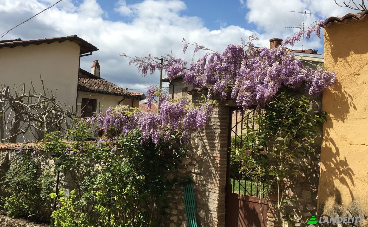 Villa for Sale Piazza Umberto I, 67010 Barete AQ, Barete, Province of LAquila, Abruzzo, Italy. Photo 17