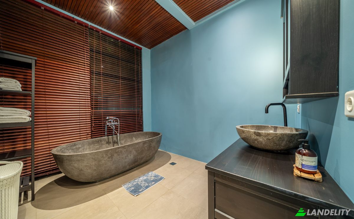 Villa for Sale Jl Rapuan, Mas, Gianyar Regency, Bali, Indonesia, Ubud, Bali 80571. Photo 8