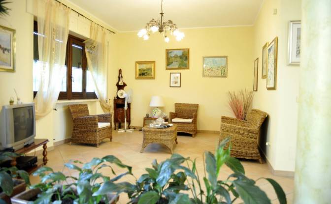Villa for Sale - Curinga, Italy