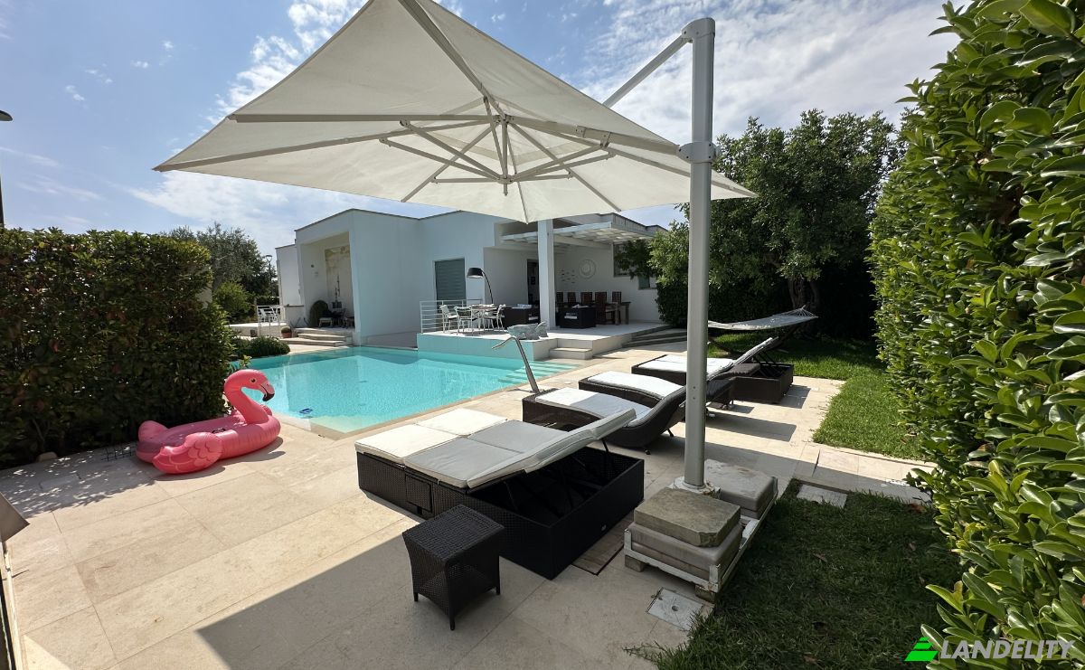 Villa for Sale Via Rita Levi Montalcini, 139, 73028 Otranto LE, Otranto, Province of Lecce, Apulia, Italy. Photo 3